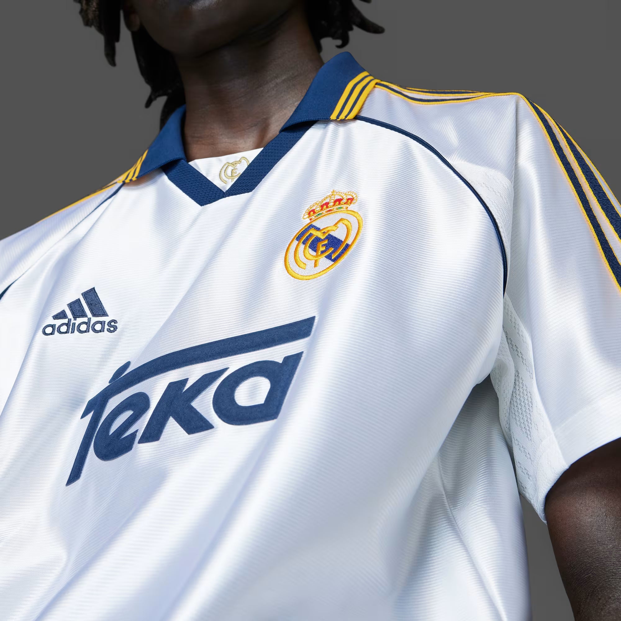 Real Madrid 1999/00 Retro Shirt - White